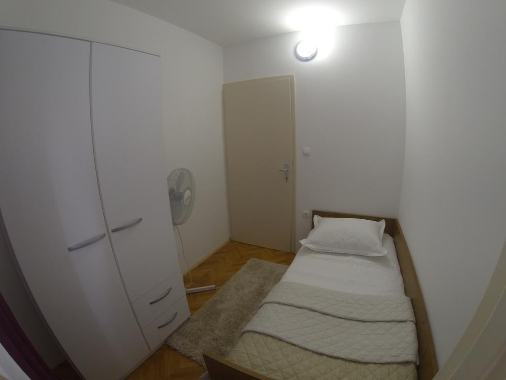 Apartment In Centre For 7 Сплит Номер фото